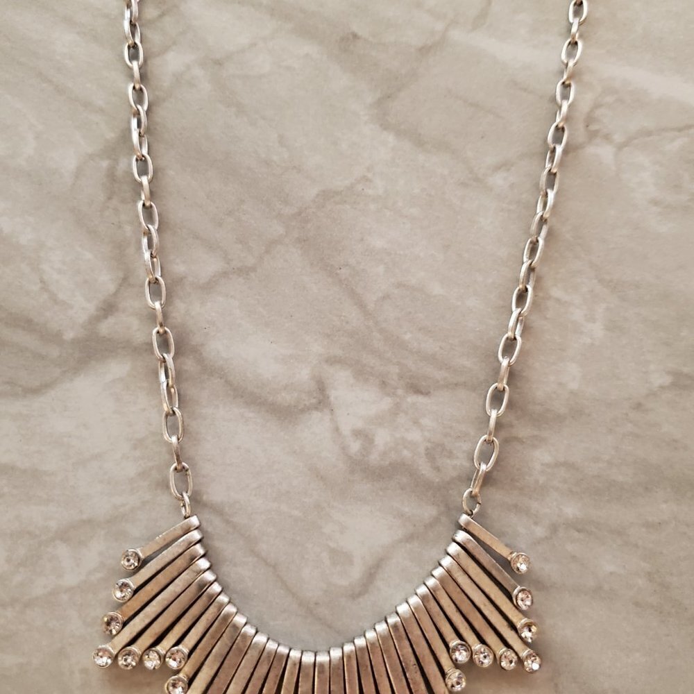 ✨ J.Crew Silver Rhinestones Crystals Pave Antiqued Mini Statement Necklace ✨ - Picture 4 of 13